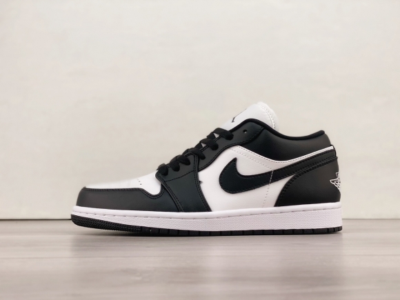 Jordan 1 Low Panda (2023) (Women's) Jordan 1 Low Panda (2023) (Women's)